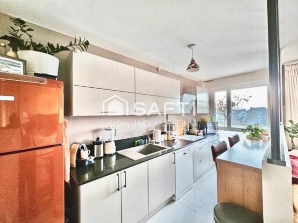 3 pièces rénové, balcon filant, vue imprenable