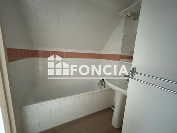 Location Appartement 2 pièces 29.24 m² - 17 RUE DE L'ENTONNOIR Amiens 80000