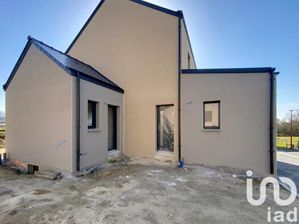 Maison à vendre 5 pièces 139 m² Saint-Père-Marc-en-Poulet