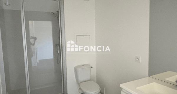 Location Studio meublé 27.9 m² - Plaisir 78370
