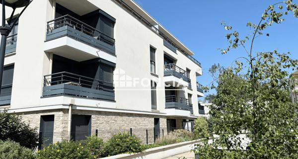 Location Studio meublé 27.9 m² - Plaisir 78370