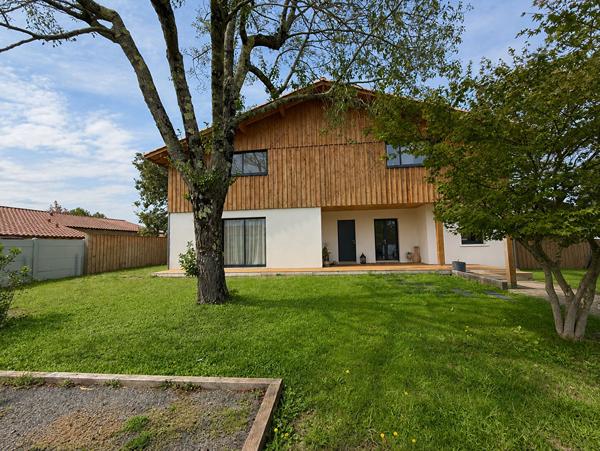 La Teste-de-Buch - Pinède de Conteau Maison rénovée de 150 m² avec piscine