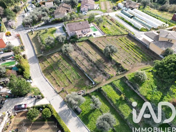 Terrain à vendre 1 660 m² Carros