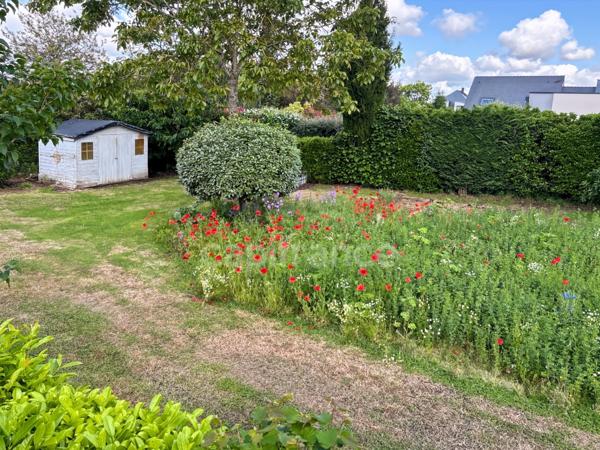 NEUVILLE SUR SARTHE (72) Maison sur sous sol 3 chambres 1500 m2