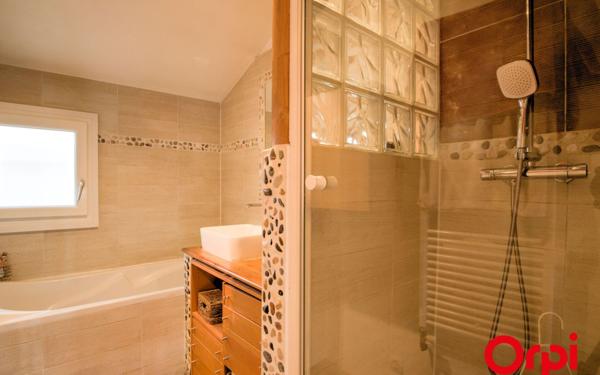 Maison à vendre    5 pièces • 93,50 m2 Miribel