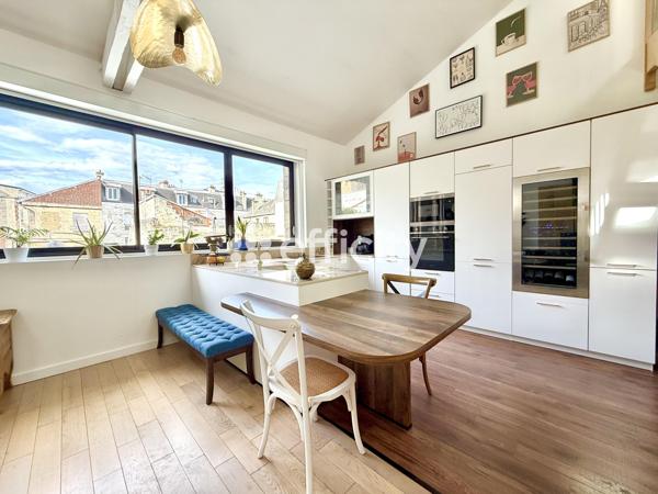 Loft 4 pièces - 150 m²