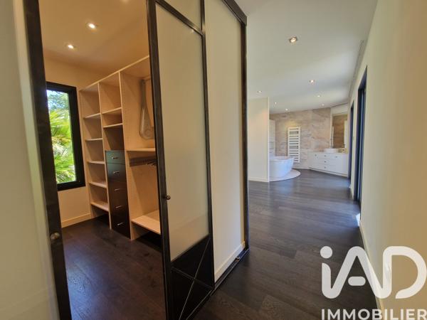 Maison à vendre 5 pièces 158 m² Saint-Hilaire-de-Riez