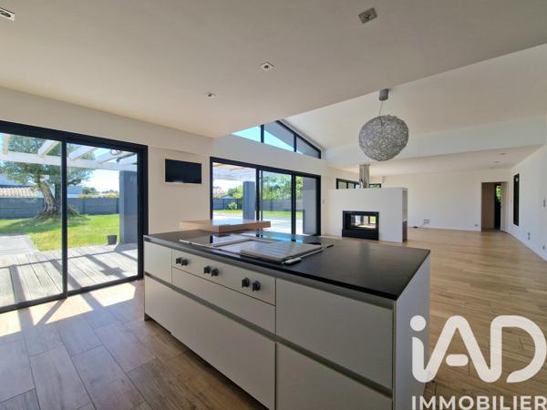 Maison à vendre 5 pièces 158 m² Saint-Hilaire-de-Riez