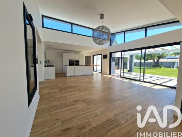 Maison à vendre 5 pièces 158 m² Saint-Hilaire-de-Riez