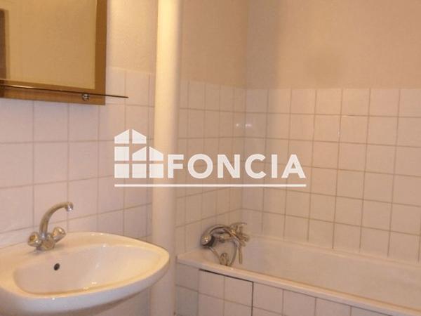 Location Appartement 4 pièces 69.79 m² - RESIDENCE SAINTE THERESE Chenove 21300