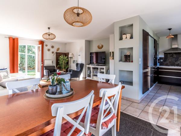 Maison à vendre  6 pièces - 143,32 m2 MONTMERLE SUR SAONE - 01