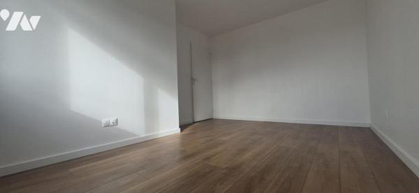 MAISON RECENTE - VIE DE PLAIN PIED - 4 CH