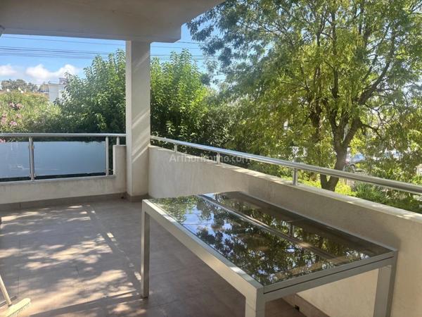 Location Appartement 4 pièces 85 m2 à Villeneuve-Loubet