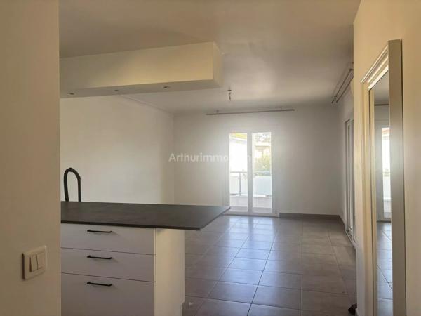 Location Appartement 4 pièces 85 m2 à Villeneuve-Loubet