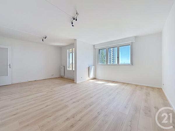 Appartement F6 à vendre  6 pièces - 119,49 m2 BELFORT - 90