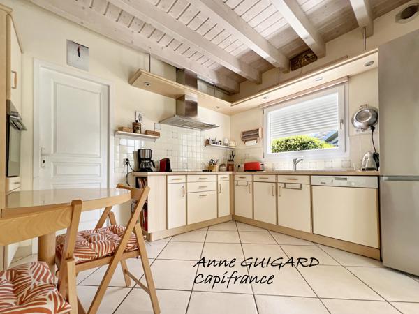 SAINT-JORIOZ (74) - Magnifique villa au calme à 200m du lac d'Annecy