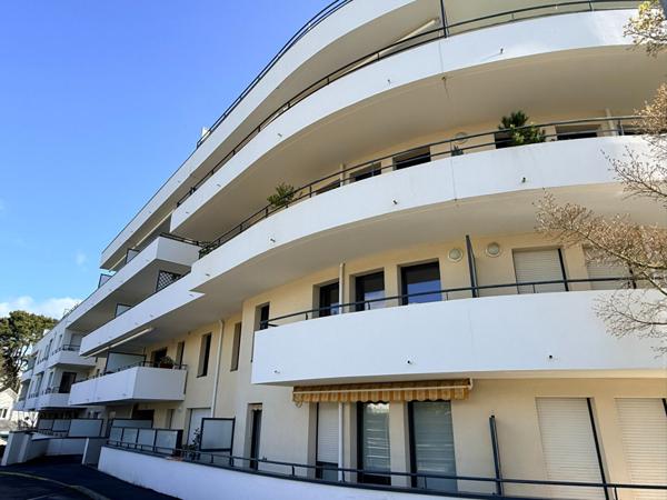 Appartement T3 récent Villes Martin