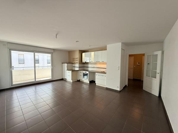 Appartement T3 récent Villes Martin