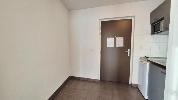 Idéal investisseur! Appartement dans résidence étudiante "Les Estudines" loué en LMNP
