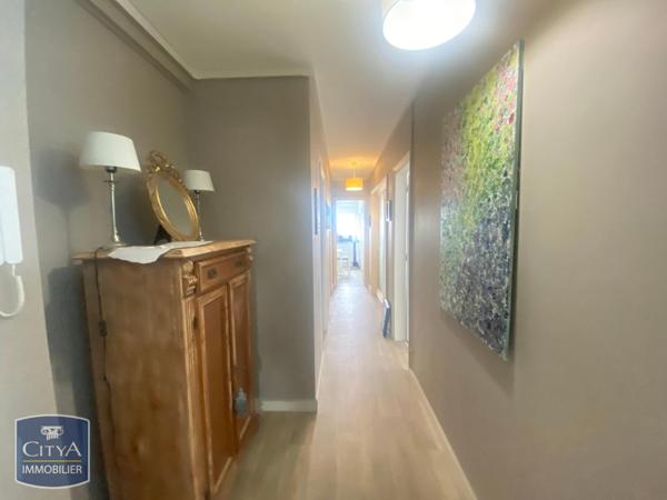 Appartement à louer 3 pièces 66.04m²