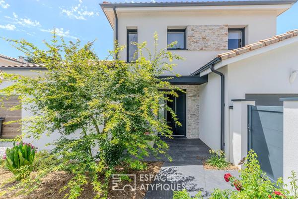 Villa contemporaine avec vue panoramique sur l’océan