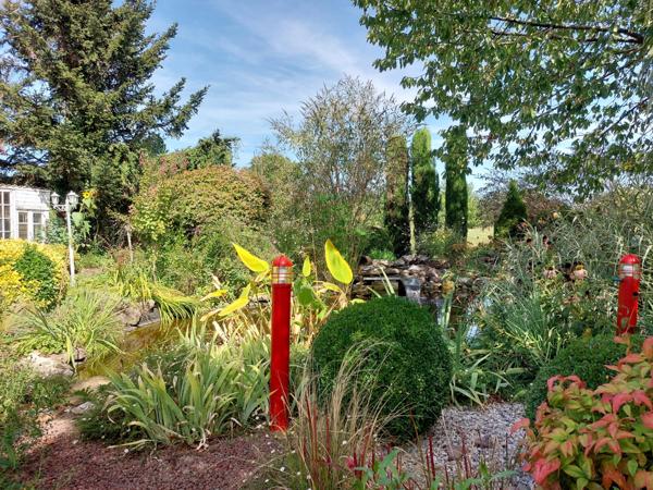 Maison à vendre 7 pièces MONTAUBAN (82) avec chambres d'hôtes, piscine, jardin et dépendance.