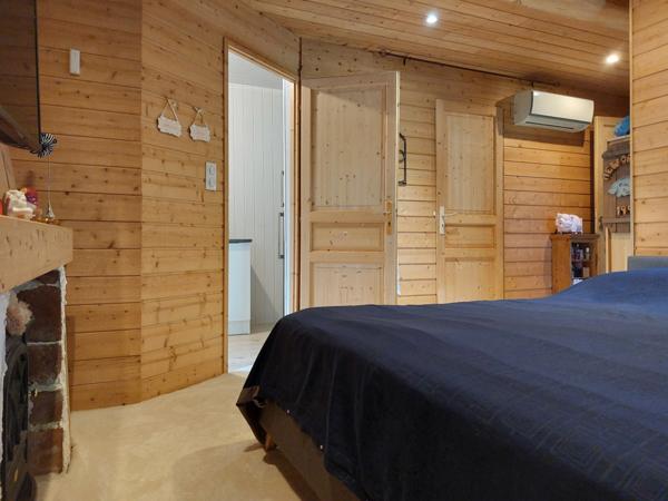 Maison à vendre 7 pièces MONTAUBAN (82) avec chambres d'hôtes, piscine, jardin et dépendance.