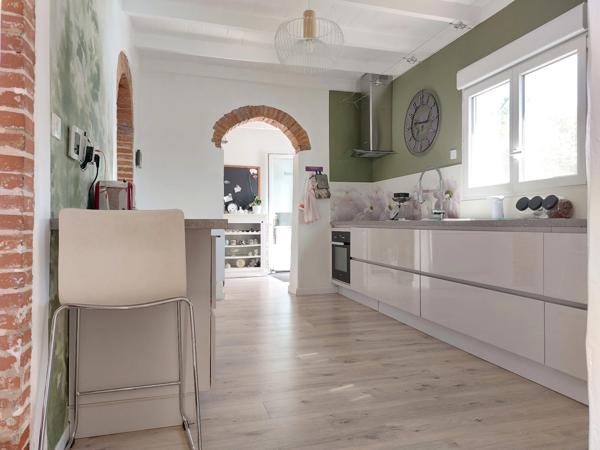 Maison à vendre 7 pièces MONTAUBAN (82) avec chambres d'hôtes, piscine, jardin et dépendance.