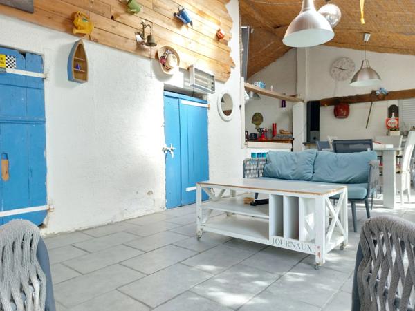 Maison à vendre 7 pièces MONTAUBAN (82) avec chambres d'hôtes, piscine, jardin et dépendance.