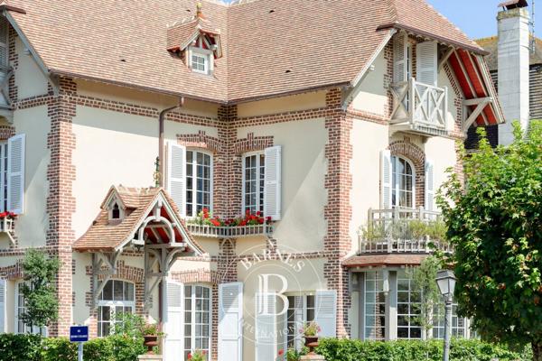 Deauville, Maison 7 Chambres -  266 m² à vendre