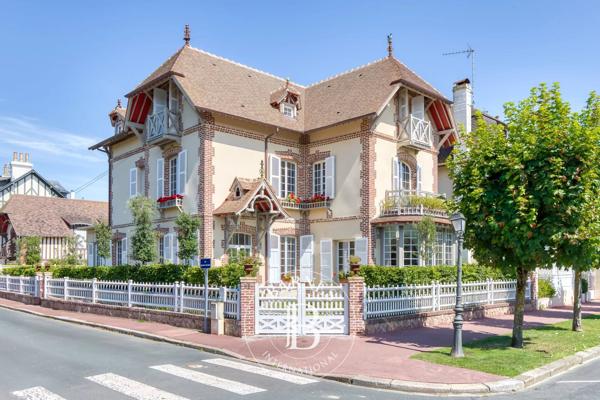 Deauville, Maison 7 Chambres -  266 m² à vendre