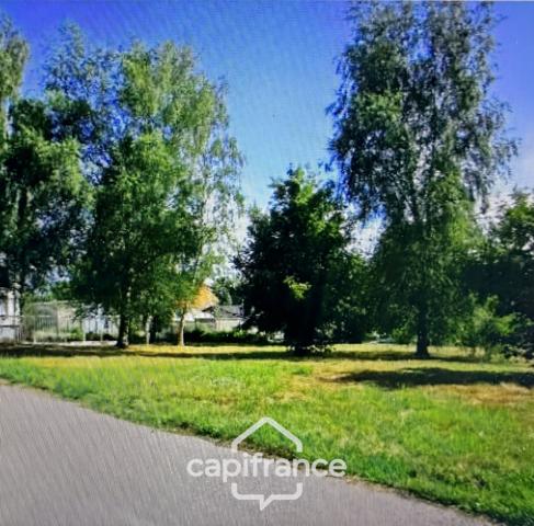 Local industriel et bureau à vendre FRESSENNEVILLE (80)