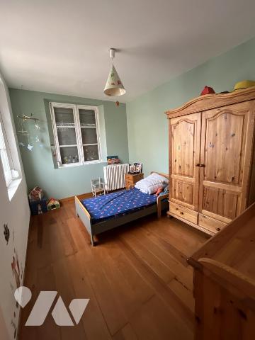 AIRAINES - EXCLUSIVITE - MAISON DE VILLAGE - 5 CHAMBRES - JARDIN - CAVE