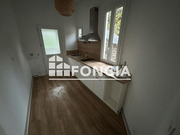 Location Appartement 2 pièces 50 m² - 17 RUE DES TROIS FRERES LE GOFF Saint-brieuc 22000