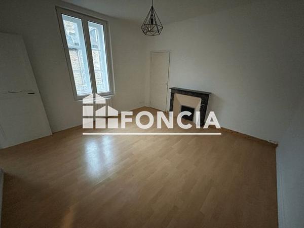 Location Appartement 2 pièces 50 m² - 17 RUE DES TROIS FRERES LE GOFF Saint-brieuc 22000