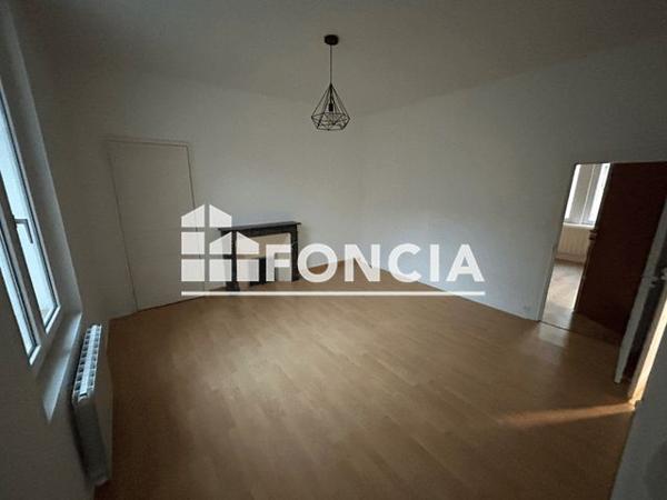 Location Appartement 2 pièces 50 m² - 17 RUE DES TROIS FRERES LE GOFF Saint-brieuc 22000