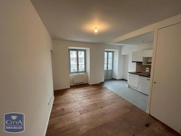 Appartement à louer 1 pièce 31.1m² Chambéry (73000)