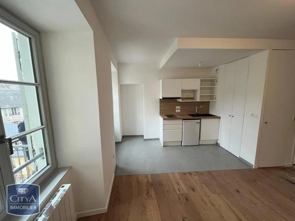 Appartement à louer 1 pièce 31.1m² Chambéry (73000)