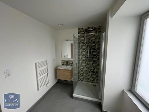 Appartement à louer 1 pièce 31.1m² Chambéry (73000)