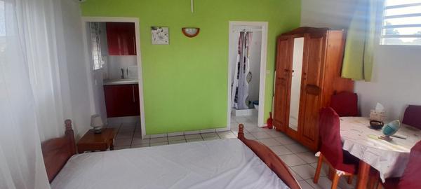 Location Appartement21 m² - 1 Pièce - SAINTE ANNE (97180)