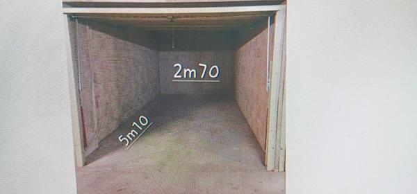 À vendre - Garage situé à Meyzieu (69330)