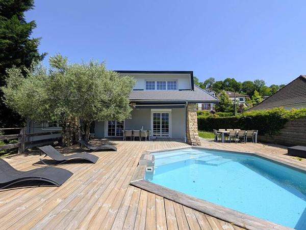 Aix-les-Bains - Villa rénovée avec vue lac et piscine