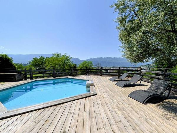 Aix-les-Bains - Villa rénovée avec vue lac et piscine