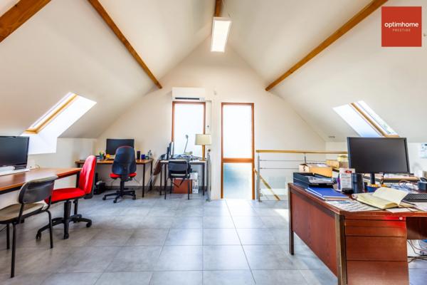 Magnifique propriété comprenant une Maison de maître et une maison d’amis sur 288 m2 en plein coeur de la Normandie et à 50 minutes des plages !