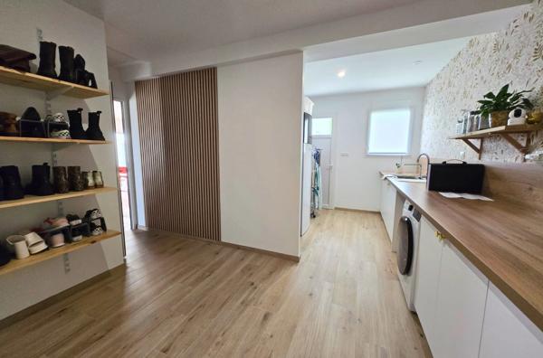 Maison haut standing 4 ch + studio