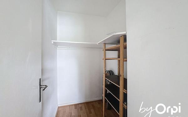 Appartement à vendre    1 pièce • 32,09 m2 Clermont-Ferrand