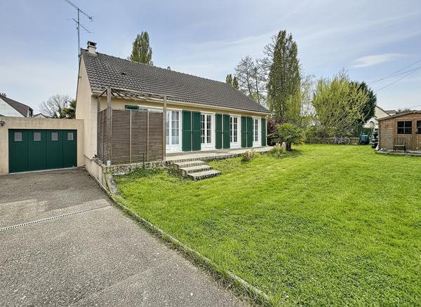 EXCLUSIVITÉ ERA ? Chaumontel, village très recherché, superbe maison indépendante de plain-pied en parfait état sur 604 m² de terrain.