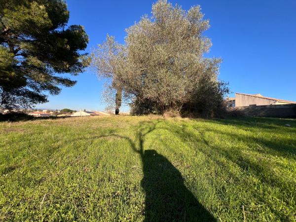 Sublime vue pour ce terrain à bâtir de 1004 m2 libre de constructeur