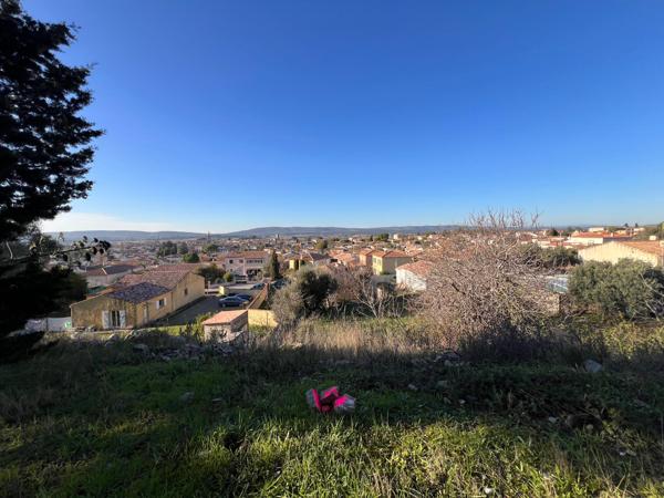 Sublime vue pour ce terrain à bâtir de 1004 m2 libre de constructeur