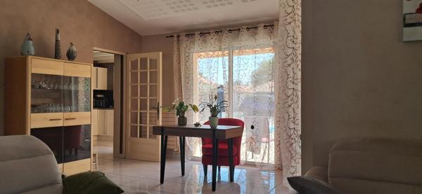 Maison familiale avec piscine et sous-sol total